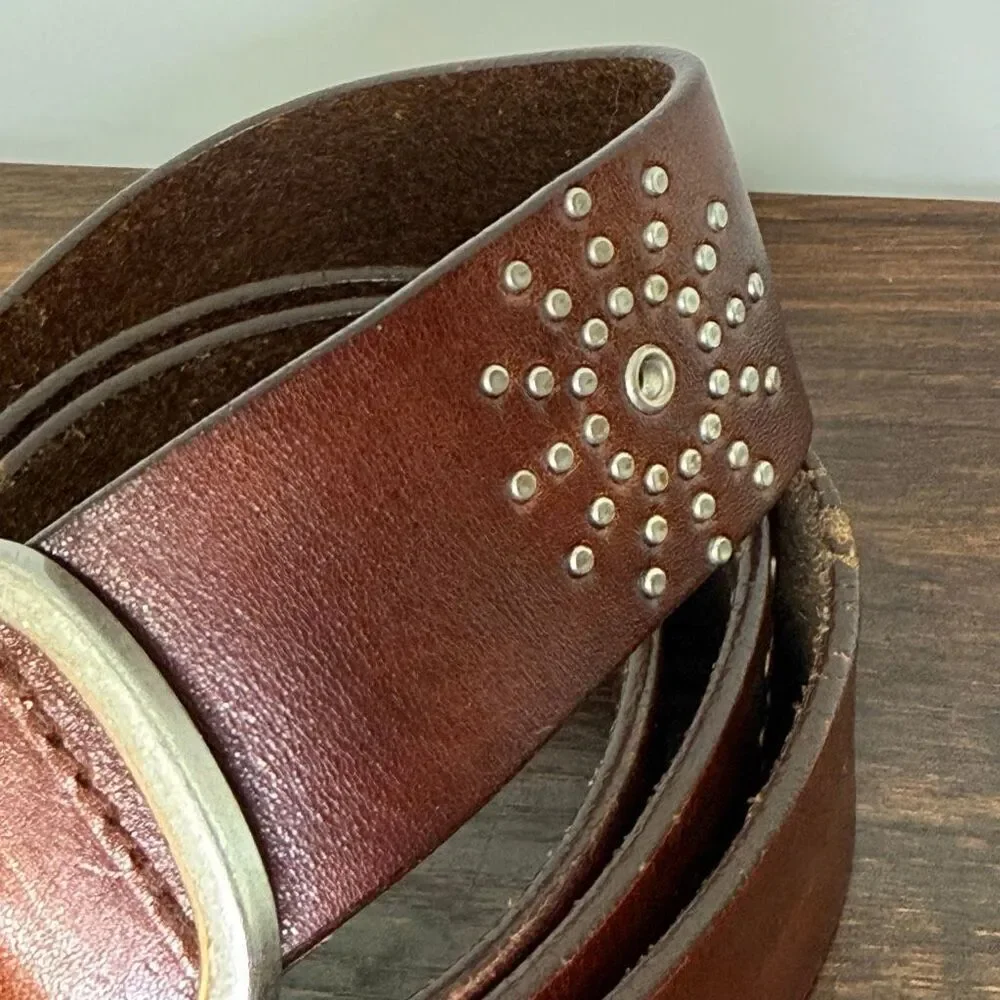 Aeropostale Leather brown and silver detail Women’s Belt medium 31-35” 1.5”